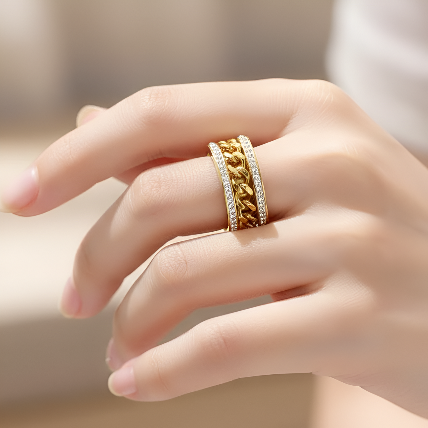 Diamond Snapper Chain Ring