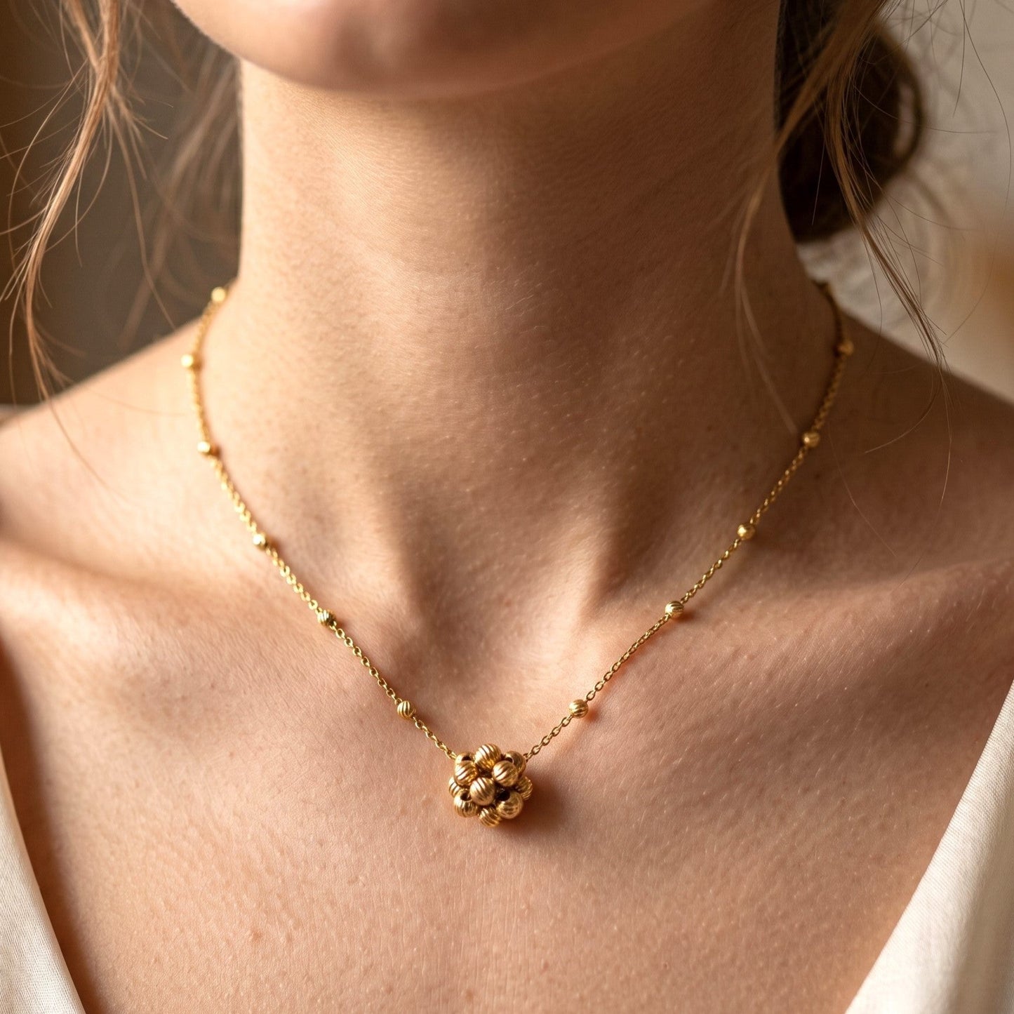Dorika Ball Pendant