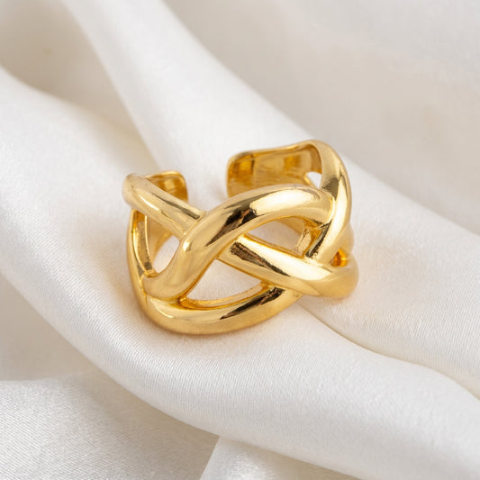 Infinity Loop Ring - Adjustable