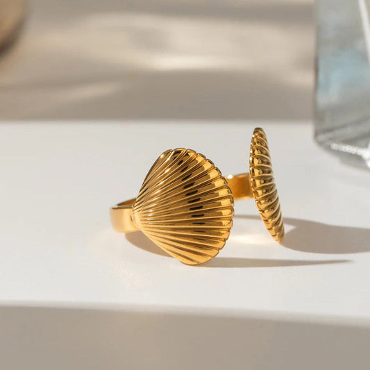 Mariana Shell Cuff Ring - Adjustable