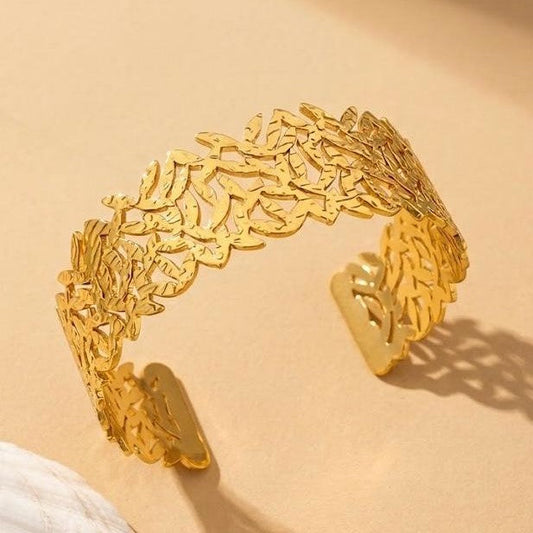 Hollow Leaf Cuff - Adjustable