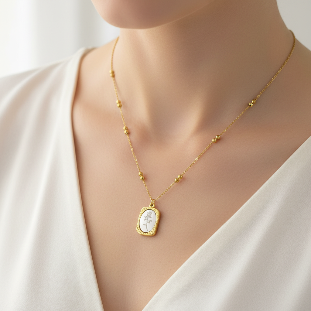 ROSE PENDANT