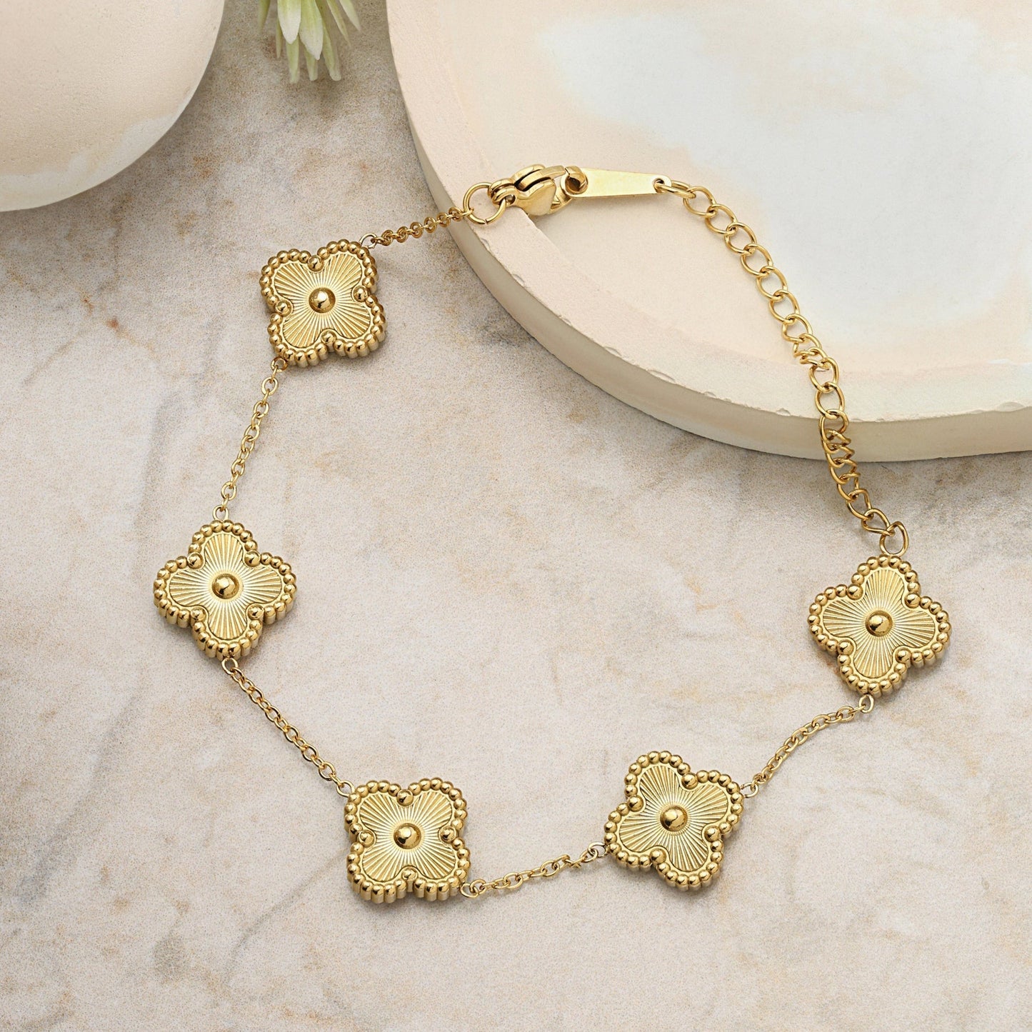 Golden Fleur Bracelet